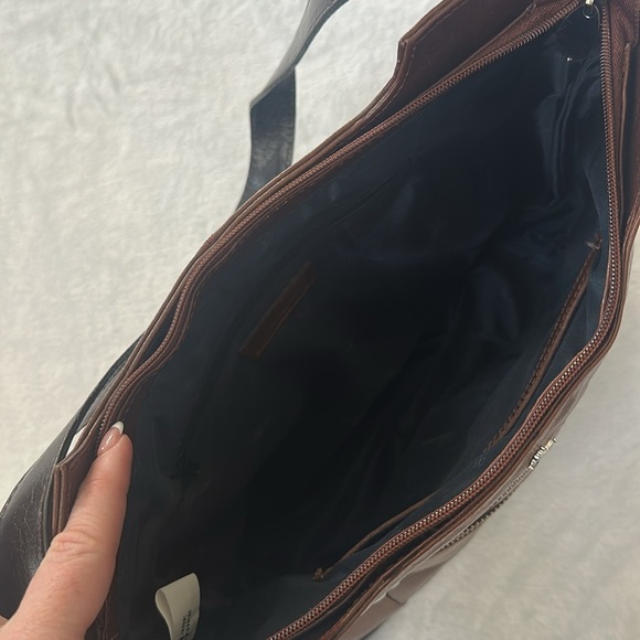 Ashwood Genuine Leather Boho Double Zip Pockets Designer Handbag Purse Deer Logo - Picture 10 of 10